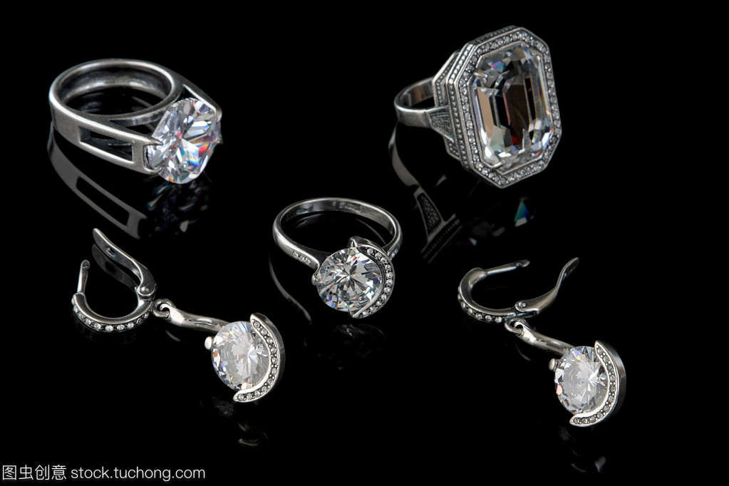 珠寶首飾 璀璨之光，映照千年文明與時尚風(fēng)華