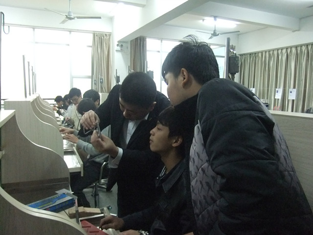 珠寶專業(yè)實(shí)訓(xùn)課程開啟工學(xué)結(jié)合新篇章，初步成效顯著